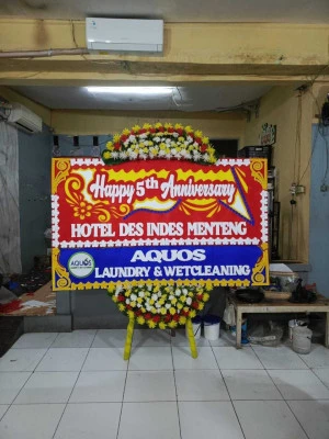Papan Bunga di Kreo Selatan