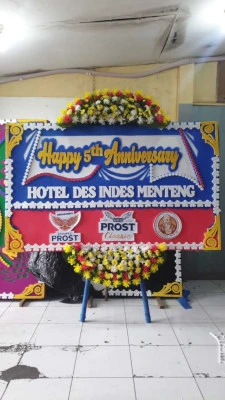 Papan Bunga di Kreo Selatan